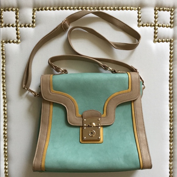 Melie Bianco Handbags - ⭐️  Melie Bianco Satchel Bag ⭐️